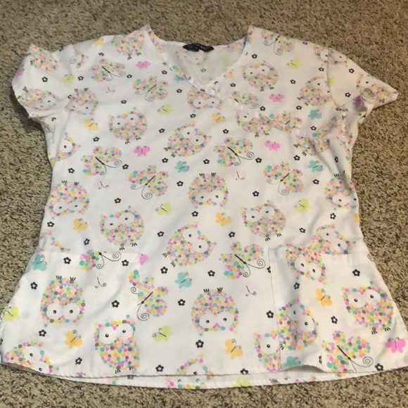 Womens scrub top and pant - Picture 5 of 8